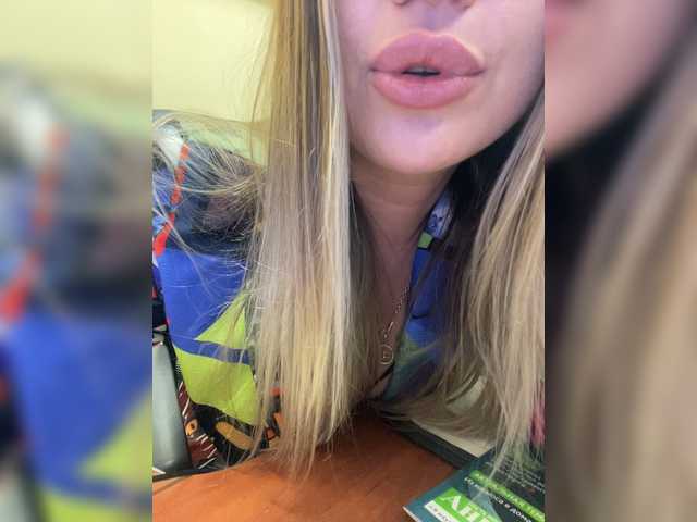 צילומי מסך משודרים Your-Kitty