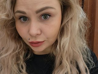 צ'אט וידאו ארוטי YourFunnyBlondiee