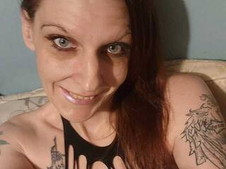 צ'אט וידאו ארוטי Yourstruly9020