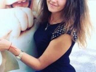 צ'אט וידאו ארוטי yourtimegir