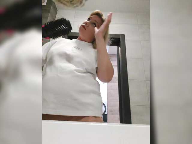 צילומי מסך משודרים yuliia_3003