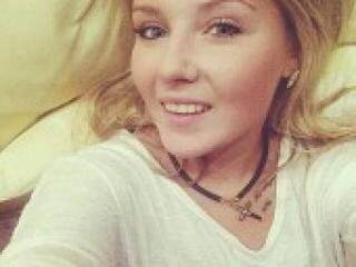 צ'אט וידאו ארוטי yuliana25