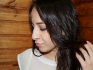 צ'אט וידאו ארוטי yullianna