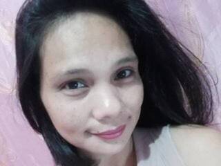 צ'אט וידאו ארוטי YUMMYGAIL