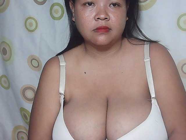 צילומי מסך משודרים yummytits28