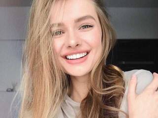 צ'אט וידאו ארוטי yunomoon