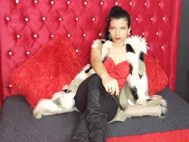 תמונה של הפרופיל zahara1111cat