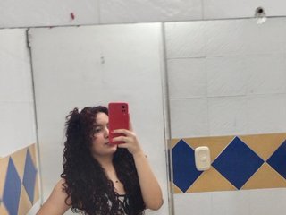 צ'אט וידאו ארוטי ZAHIRA-1