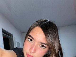 צ'אט וידאו ארוטי ZarahRuiz