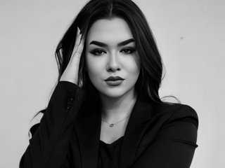 צ'אט וידאו ארוטי ZeinaSexx
