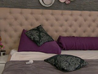 צ'אט וידאו ארוטי Zelinne