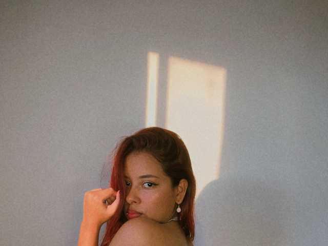 תמונה של הפרופיל Zoecute