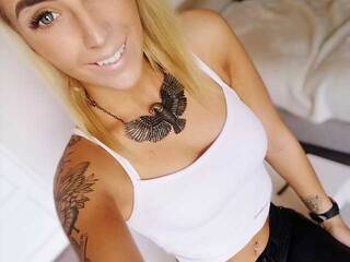 צ'אט וידאו ארוטי zoee21