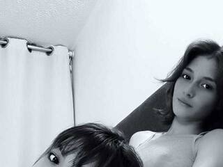 צ'אט וידאו ארוטי zoemely