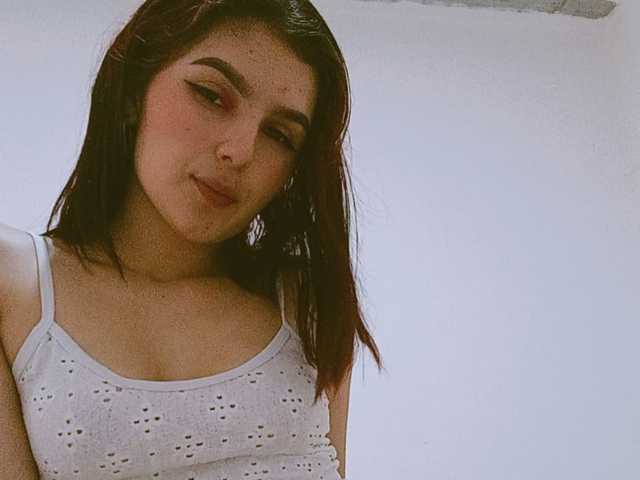תמונה של הפרופיל zoemonroe