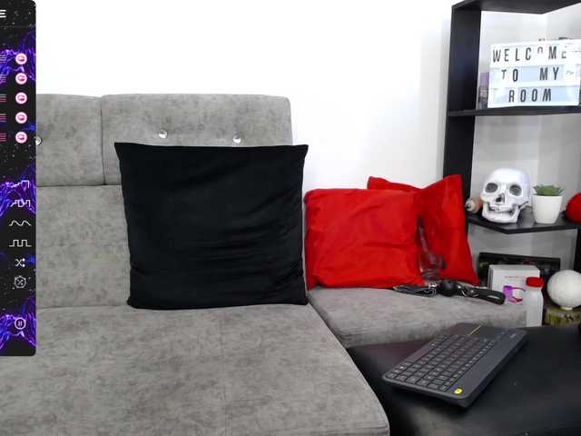 צילומי מסך משודרים ZoeyRogers