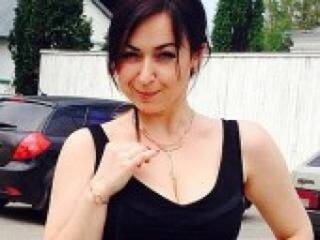 צ'אט וידאו ארוטי zoryanastar